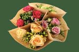 Rosen-Freesien-Strauß oder Germini-Eukalyptus-Strauß im Angebot bei E center in Dachau Rosen-Freesien-Strauß oder Germini-Eukalyptus-Strauß Angebote bei E center Dachau für 3,99 €