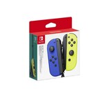 Paire de Joy-Con pour Nintendo Switch Bleu/Rouge - NINTENDO en promo chez Carrefour Calais à 69,99 €