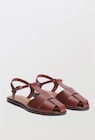 Sandales en cuir dans le catalogue Monoprix Margaret