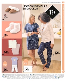 Promotion Poncho Femme dans le prospectus Carrefour, valable du 07/10/2025 au 20/10/2025 Promo Poncho Femme dans le catalogue Carrefour du moment à la page 7