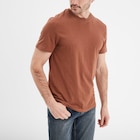 T-shirt en coton manches courtes marron homme - LH en promo chez La Halle T-shirt en coton manches courtes marron homme - LH dans le catalogue La Halle