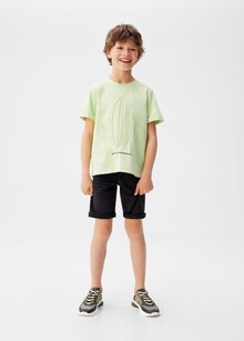 Mango Quincy-sous-Sénart - T-shirt coton bio relief Promo T-shirt coton bio relief dans le catalogue Mango "Nous adaptons nos services pour continuer être là pour vous" à Quincy-sous-Sénart