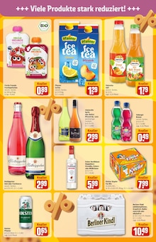 Wasser im REWE Prospekt "Dein Markt" mit 32 Seiten (Berlin)