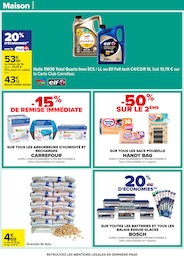 Offre Huile Moto dans le catalogue Carrefour du moment à la page 46