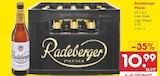 Pilsner von Radeberger für 10,99 € bei Netto Marken-Discount im Angebot Pilsner von Radeberger im aktuellen Netto Marken-Discount Prospekt