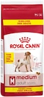 Hundetrockenfutter Medium Adult Angebote von Royal Canin bei REWE Wiesbaden für 68,99 €