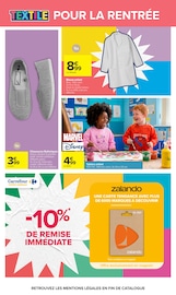 Chaussures en promo dans le catalogue Carrefour à la page 23