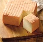 Maroilles AOP - FAUQUET en promo chez Intermarché Super Maroilles AOP - FAUQUET dans le catalogue Intermarché Super