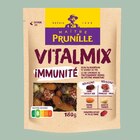 MÉLANGE VITALMIX IMMUNITÉ - Maître Prunille en promo chez Intermarché Super Versailles à 2,27 €