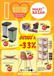 Promos Poubelle dans le catalogue "UN ESPACE RANGÉ, UN ESPRIT APAISÉ" de Maxi Bazar Poubelle en promo dans le catalogue Maxi Bazar à la page 1