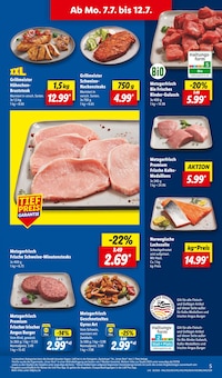 Hähnchen im aktuellen Lidl Prospekt (Essen) Hähnchen im Lidl Prospekt "LIDL LOHNT SICH" mit 64 Seiten (Essen)