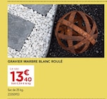 Gravier marbre blanc roulé - Gedimat à Thonon-les-Bains Gravier marbre blanc roulé en promo chez Gedimat Thonon-les-Bains à 13,40 €