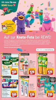 Brötchen im REWE Prospekt "Dein Markt" mit 26 Seiten (Neuss)