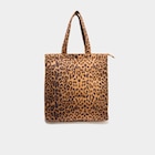 Sac tote bag zippé sable femme en promo chez La Halle Sac tote bag zippé sable femme dans le catalogue La Halle