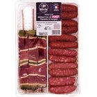 Plateau grill avec brochettes de porc, chipolatas et merguez Carrefour Le Marché en promo chez Carrefour Market Sartrouville à 7,49 €