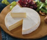 Promo Reblochon cru savoyard AOP à 16,99 € dans le catalogue Intermarché Super à Bartenheim