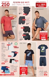 Aktueller AWG Prospekt mit Unterwäsche, "250 Filialen mit tollen Angeboten", Seite 14