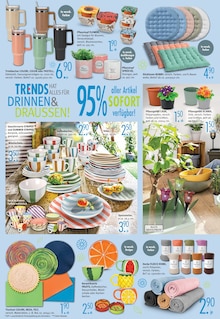 Küche im Trends Prospekt "TRENDS hat alles für Drinnen & Draußen - 30% zusätzlich auf Gartenmöbel" mit 12 Seiten (Remscheid)