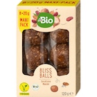 Bliss Balls, gesalzene Mandel im dm-drogerie markt Prospekt Bliss Balls, gesalzene Mandel von dmBio im aktuellen dm-drogerie markt Prospekt für 2,85 €