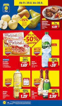 Volvic im Lidl Prospekt "LIDL LOHNT SICH" mit 68 Seiten (Wetzlar)