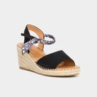 Sandales espadrille compensées suédine noir femme en promo chez La Halle Sandales espadrille compensées suédine noir femme dans le catalogue La Halle