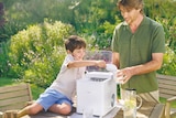 Lidl Inning - Eiswürfelmaschine Angebot im Prospekt Eiswürfelmaschine bei Lidl im Inning Prospekt für 79,99 €