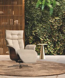 Mobilier de France Nantes - Fauteuil medium relaxation électrique Promo Fauteuil medium relaxation électrique dans le catalogue Mobilier de France "Les instants relaxation" à Nantes