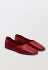 Ballerines en cuir dans le catalogue Monoprix Margaret