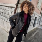 Veste biker simili cuir fourrée noir femme - La Halle Veste biker simili cuir fourrée noir femme à 24,99 € dans le catalogue La Halle