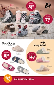 Hausschuhe im RENO Prospekt "DIE BEHALT' ICH GLEICH AN" mit 12 Seiten (Moers)