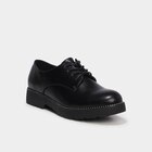 Derbies plate pied large crantées noir femme en promo chez La Halle Paris à 39,99 €