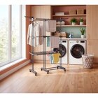 Étendoir extensible et pliable gris - Carrefour Market à Bourges Étendoir extensible et pliable gris en promo chez Carrefour Market Bourges à 29,99 €