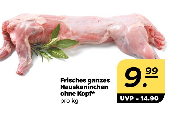 Frisches ganzes Hauskaninchen ohne Kopf