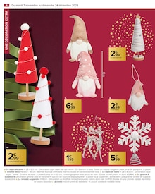Promo Décoration De Table Noël dans le catalogue Carrefour du moment à la page 6