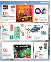 Promos Beyblade dans le catalogue "EMBARQUEZ POUR LE PAYS DES JOUETS" de Auchan Hypermarché Beyblade en promo dans le catalogue Auchan Hypermarché à la page 69