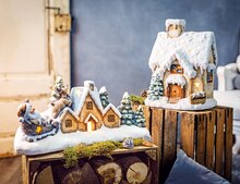 WEIHNACHTSHAUS MIT LEDBELEUCHTUNG bei Möbel Hausmann in Siegburg WEIHNACHTSHAUS MIT LEDBELEUCHTUNG im Angebot bei Möbel Hausmann Siegburg für 29,95 €