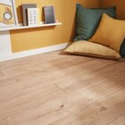 Sol stratifié Gladstone GoodHome, effet chêne, L.128,6 cm x l.19,4 cm x ép.8 mm - GoodHome en promo chez Castorama Sol stratifié Gladstone GoodHome, effet chêne, L.128,6 cm x l.19,4 cm x ép.8 mm - GoodHome dans le catalogue Castorama