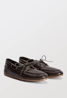 Chaussures bateau à lacets en cuir - Monoprix Margaret Chaussures bateau à lacets en cuir à 53,99 € dans le catalogue Monoprix Margaret