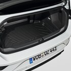 Volkswagen Clenze - Gepäckraumschale für den Extra-Schutz im Kofferraum Angebot im Prospekt Gepäckraumschale für den Extra-Schutz im Kofferraum bei Volkswagen im Clenze Prospekt für 75,80 €
