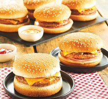 Plat Préparé - CHARAL dans le catalogue Carrefour Market MAXI CHEESE BURGER OU VERY BEST BURGER OU BURGER MONTAGNARD - CHARAL à 5,50 € en promo chez Carrefour Market