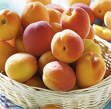 Fruit - Casino Supermarchés Fruit à 2,99 € dans le catalogue Casino Supermarchés "Faites vous-plaisir cet été !"