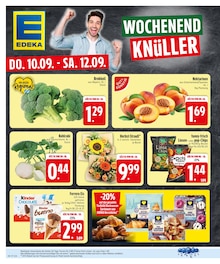 Brötchen im EDEKA Prospekt "Wir lieben Lebensmittel." mit 32 Seiten (München)