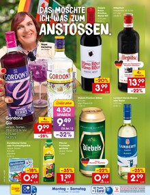 Saft im aktuellen Netto Marken-Discount Prospekt (Moers) Saft im Netto Marken-Discount Prospekt "Aktuelle Angebote" mit 64 Seiten (Moers)