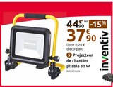 Promo Projecteur de chantier pliable 30 W à 37,90 € dans le catalogue Mr. Bricolage à Laon