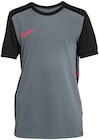 Promo Maillot d’entraînement de football enfant à 13,99 € dans le catalogue Intersport à Tourville-la-Rivière
