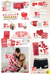Lit Angebote im Prospekt "L'hiver Des p'tits prix bien chauds !" von Bazarland Lit Angebote im Prospekt "L'hiver Des p'tits prix bien chauds !" von Bazarland auf Seite 3