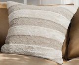 Deko-Kissen im Penny Prospekt Deko-Kissen von HOME IDEAS im aktuellen Penny Prospekt für 5,00 €