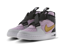Foot Locker Lorient - Nike Air Force 1 Highness Promo Nike Air Force 1 Highness dans le catalogue Foot Locker "Foot Locker" à Lorient