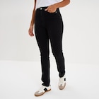 Jeans slim taille haute denim noir femme - La Halle Jeans slim taille haute denim noir femme à 25,99 € dans le catalogue La Halle