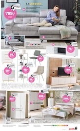 Aktueller Höffner Prospekt mit Schlafzimmer, "FAMILY & FRIENDS", Seite 5